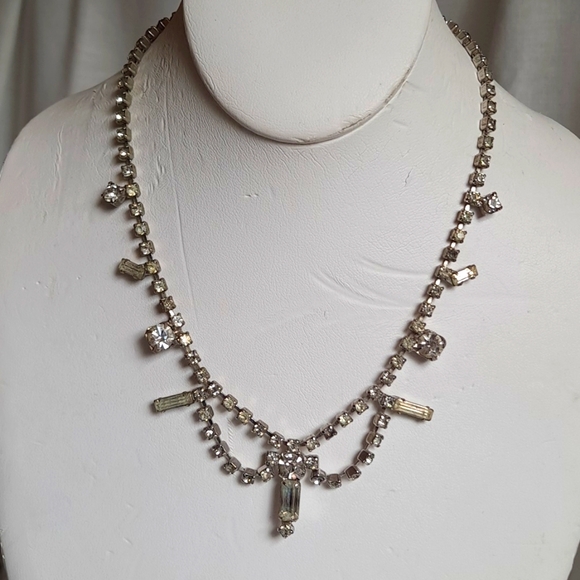Vintage Rhinestone Necklace - Picture 1 of 10